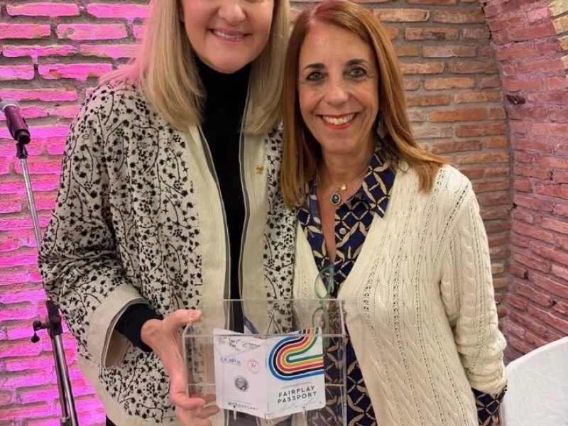The award to the President of IOC Kirsty Coventry OLY and Giovanni Malago President of milano Cortina 2026